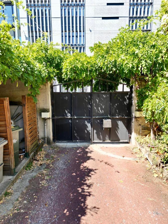B&B "Clos Feuillat" リヨン エクステリア 写真