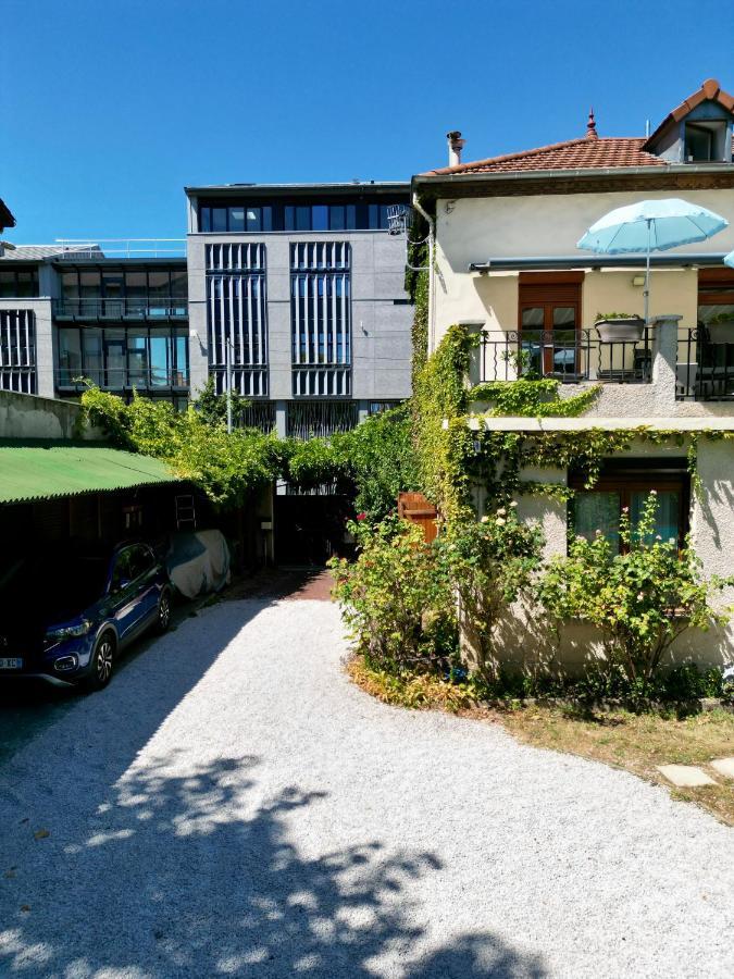 B&B "Clos Feuillat" リヨン エクステリア 写真